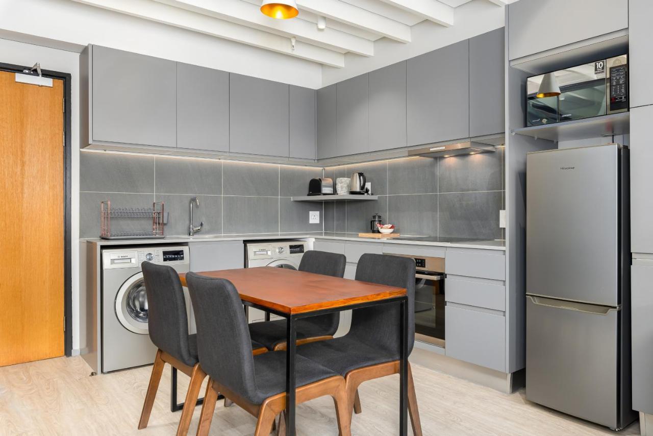 117 On Strand Apartments كيب تاون المظهر الخارجي الصورة